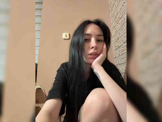 Hikikomori27 webcam