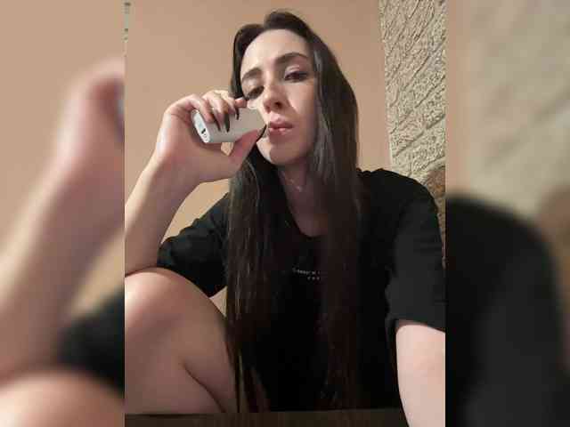 Hikikomori27 webcam