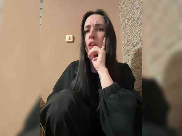 Modèle: Hikikomori27