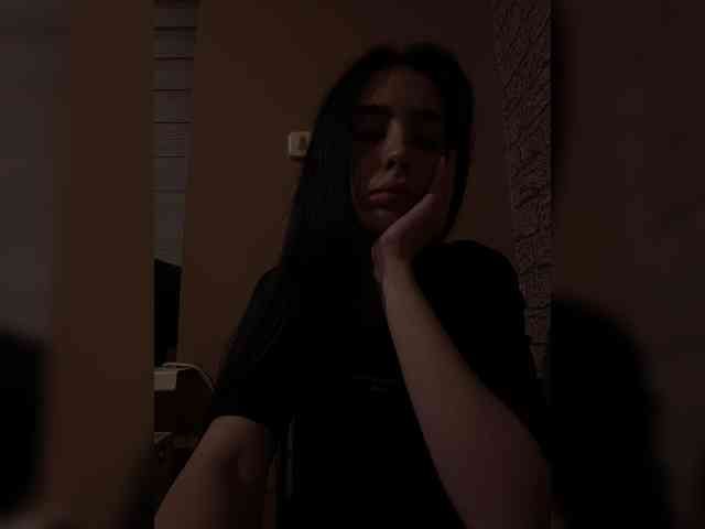 Hikikomori27 webcam