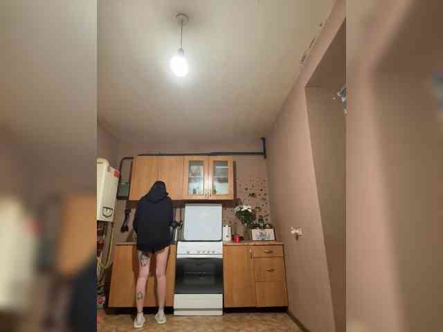 Modèle: Hikikomori27