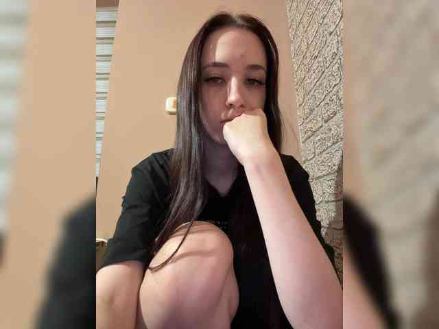 Hikikomori27 webcam