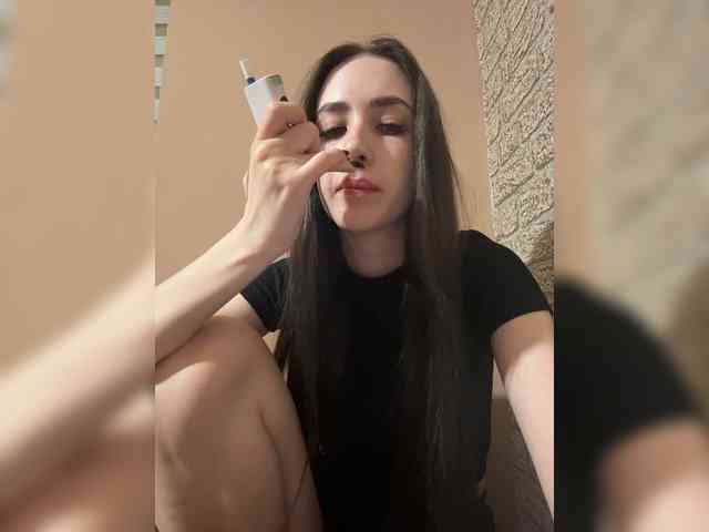 Hikikomori27 webcam