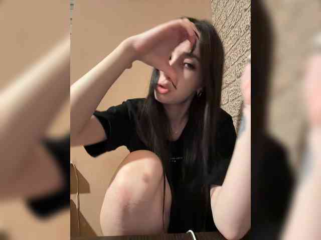 Hikikomori27 webcam
