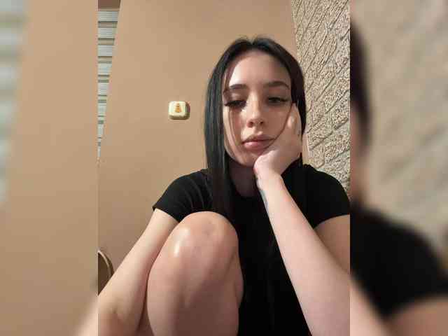 Hikikomori27 webcam