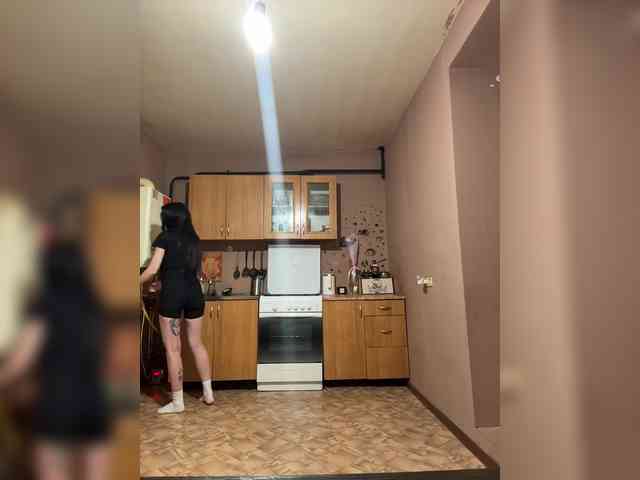 Hikikomori27 webcam