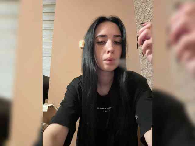 Hikikomori27 webcam