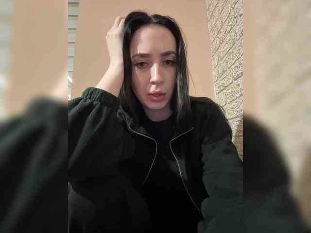 Hikikomori27 webcam