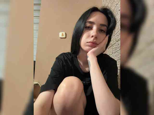 Hikikomori27 webcam