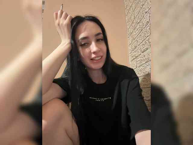 Hikikomori27 webcam