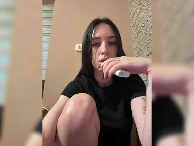 Hikikomori27 webcam
