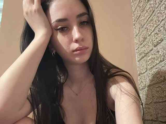 Hikikomori27 webcam