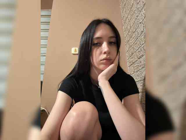 Hikikomori27 webcam