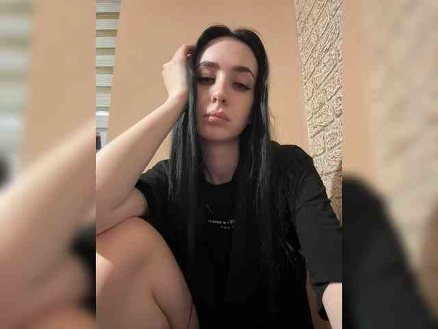 Hikikomori27 webcam
