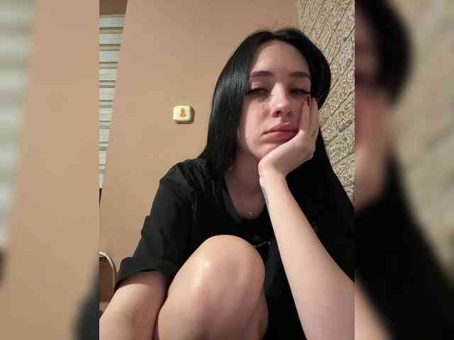 Hikikomori27 webcam