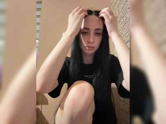 Hikikomori27 webcam