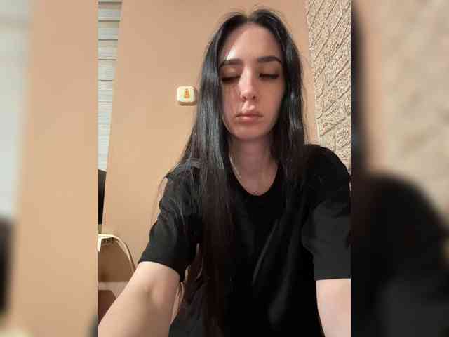Hikikomori27 webcam