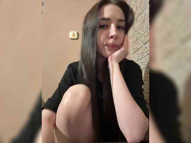 Hikikomori27 webcam