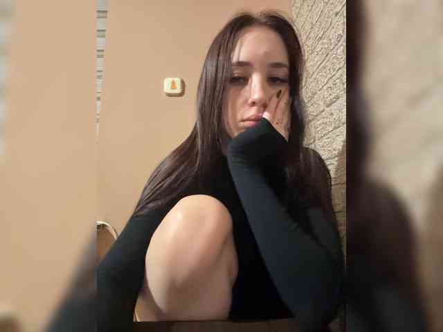 Hikikomori27 webcam