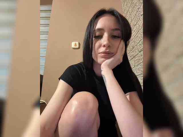 Hikikomori27 webcam