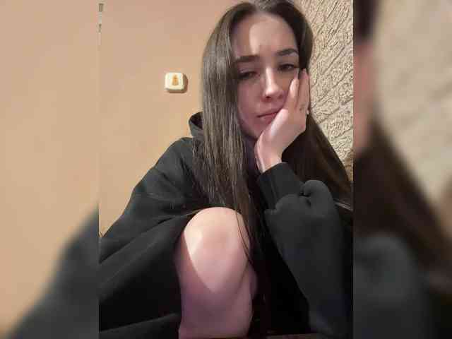 Hikikomori27 webcam