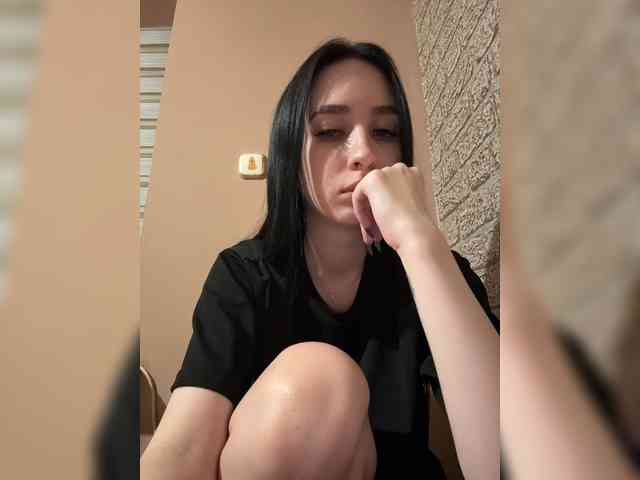 Hikikomori27 webcam