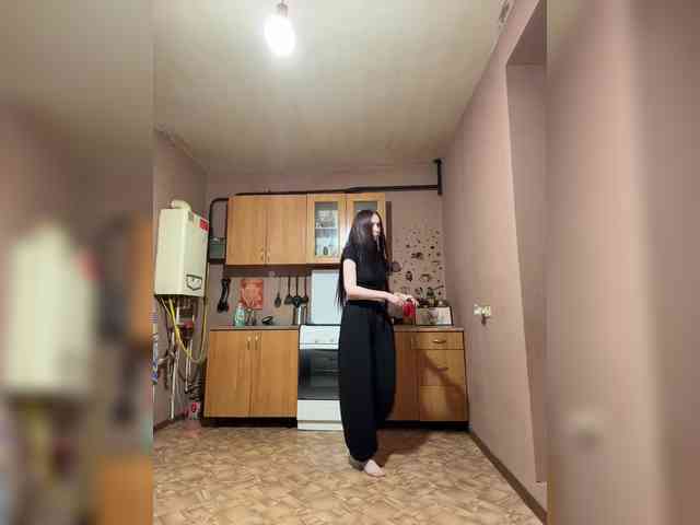 Model: Hikikomori27
