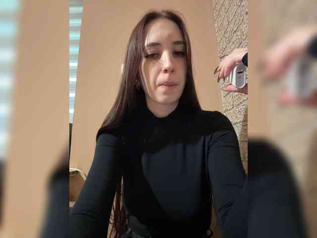 Hikikomori27 webcam