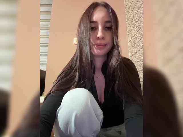Hikikomori27 webcam