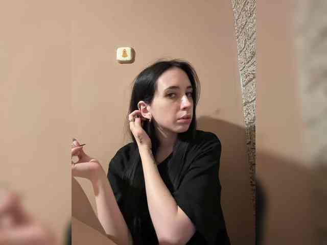 Hikikomori27 webcam