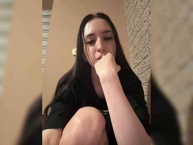 Hikikomori27 webcam