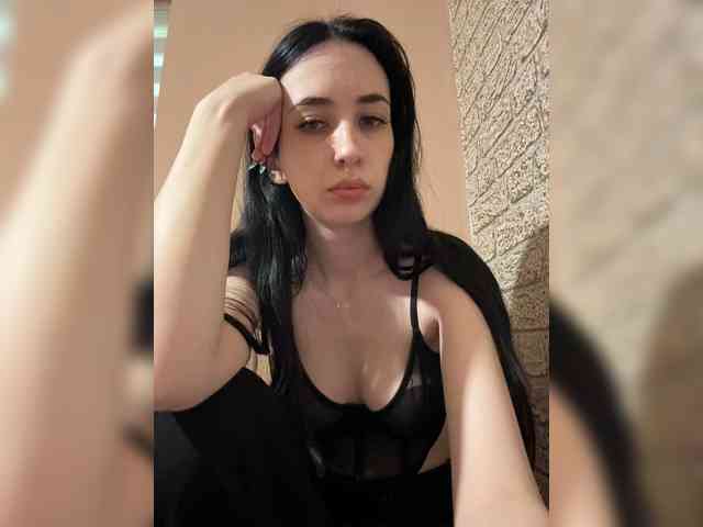 Hikikomori27 webcam
