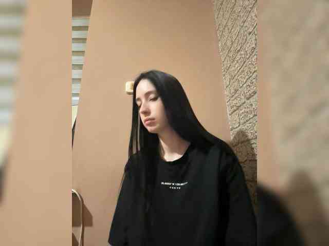 Hikikomori27 webcam
