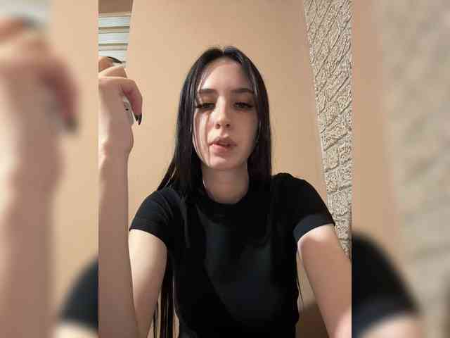 Hikikomori27 webcam