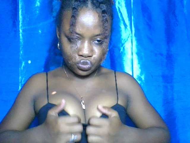 Labella204's BongaCams show and profile