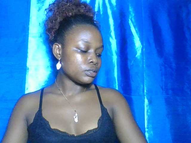 Labella204's BongaCams show and profile