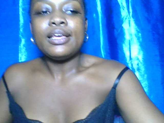 Labella204's BongaCams show and profile