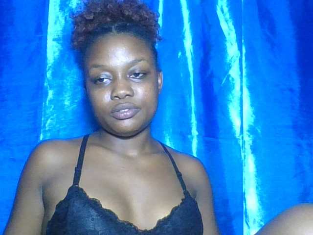 Labella204's BongaCams show and profile