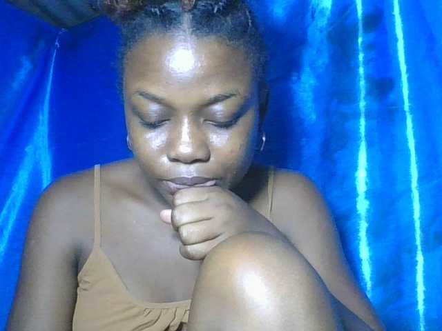 Labella204's BongaCams show and profile