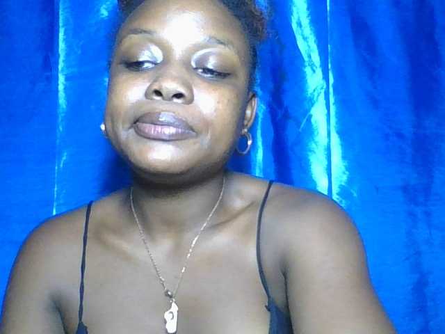 Labella204's BongaCams show and profile