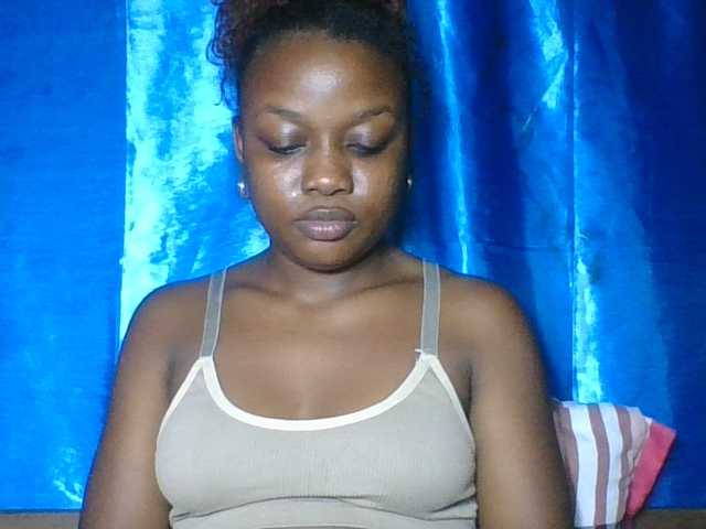 Labella204's BongaCams show and profile