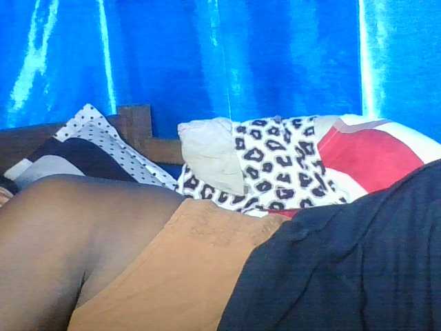 Labella204's BongaCams show and profile