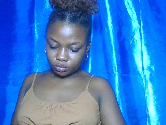 Labella204's BongaCams show and profile