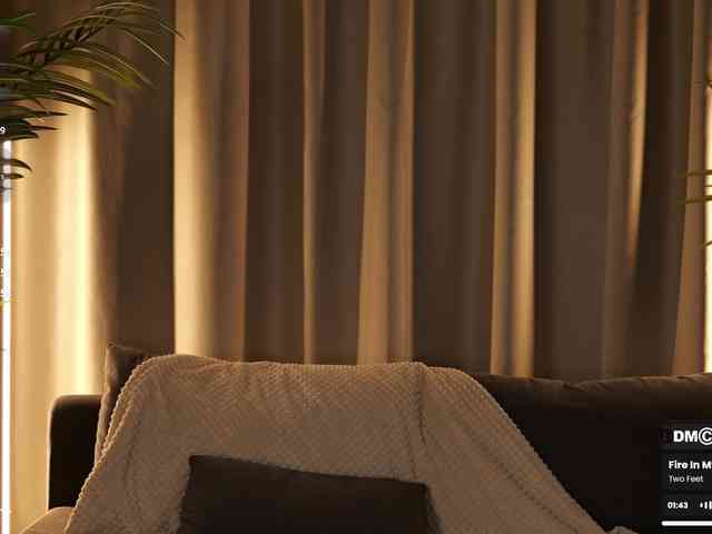 -Vivian- Sex Cam Show
