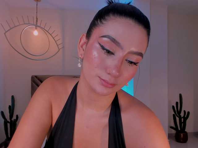 MaddisonLowe live webcam show