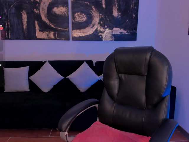 MaddisonLowe live cam on BongaCams