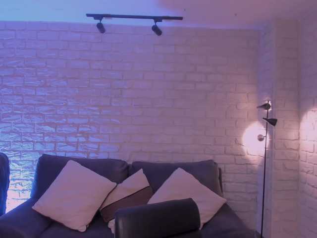 MaddisonLowe live cam on BongaCams