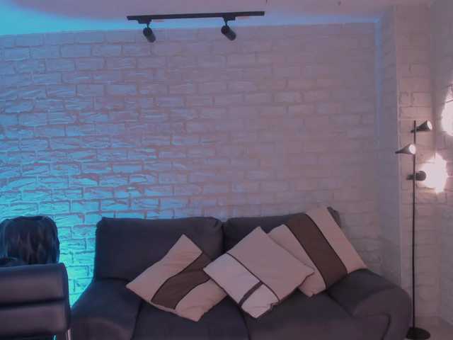 MaddisonLowe live cam on BongaCams