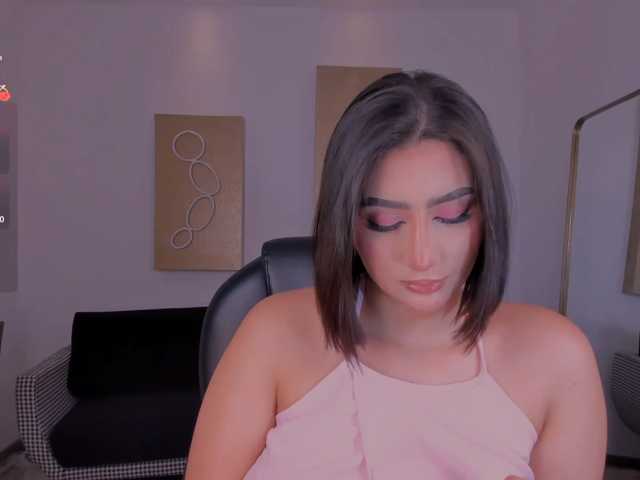 MaddisonLowe live cam on BongaCams