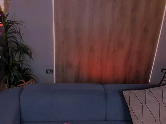MaddisonLowe live cam on BongaCams
